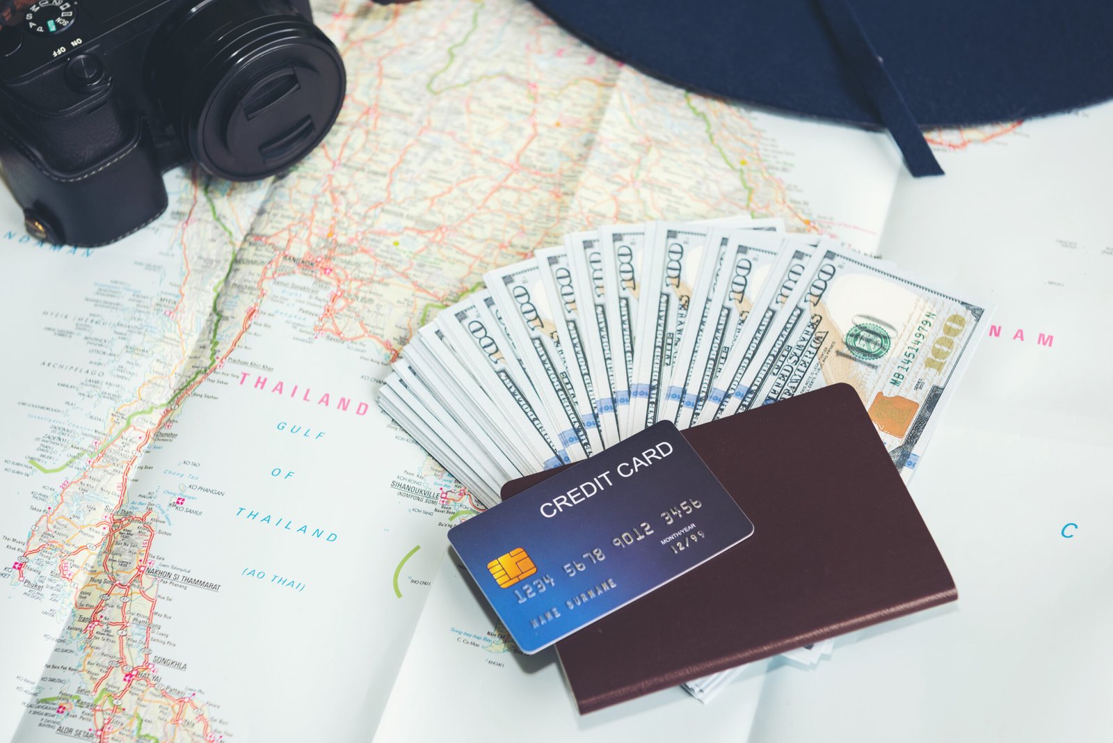 Unlock Luxury: Best Credit Cards for Travel in India